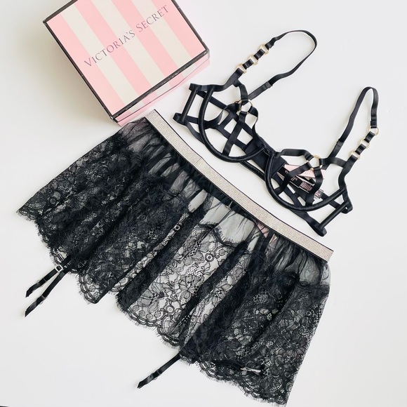 Victoria's Secret Other - MEDIUM Victoria’s Secret black harness bra set